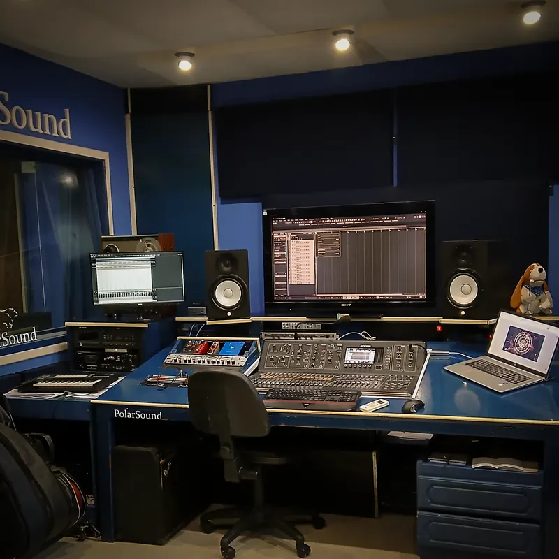 Mater, sala de control